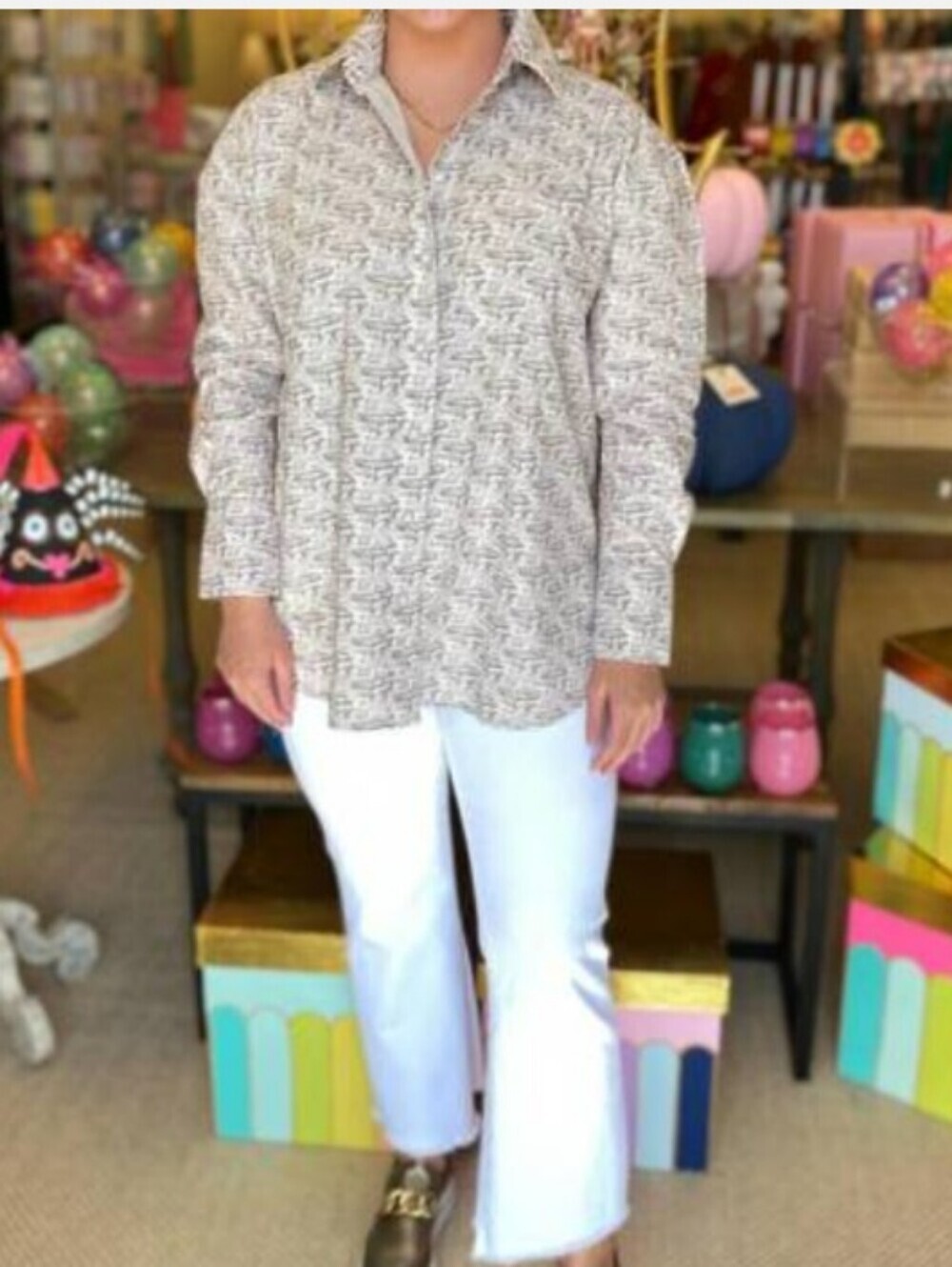 HOLLY SHAE DESIGN Button Down Holly Top 100% cotton  feather frolic tan XS/M